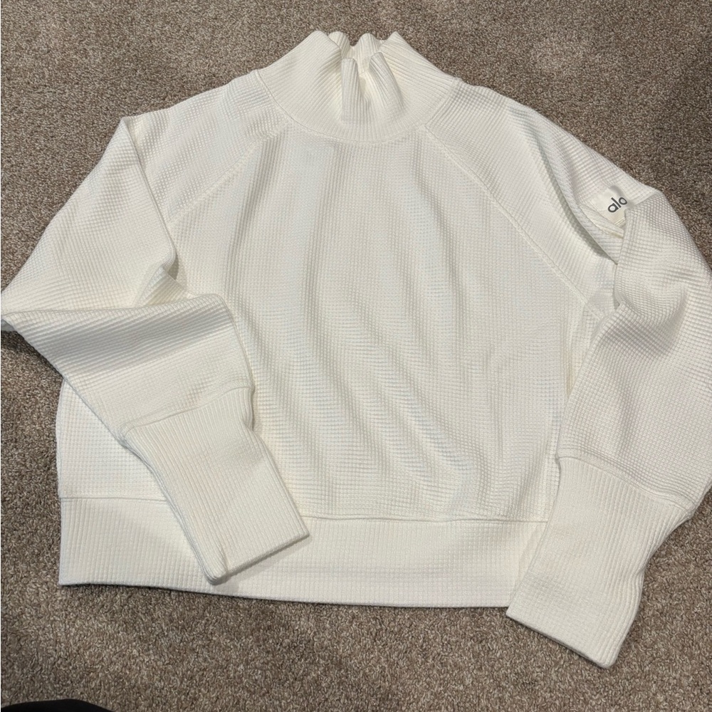 ALO Yoga Women's Ivory Waffle Mock Neck EUC - Size S